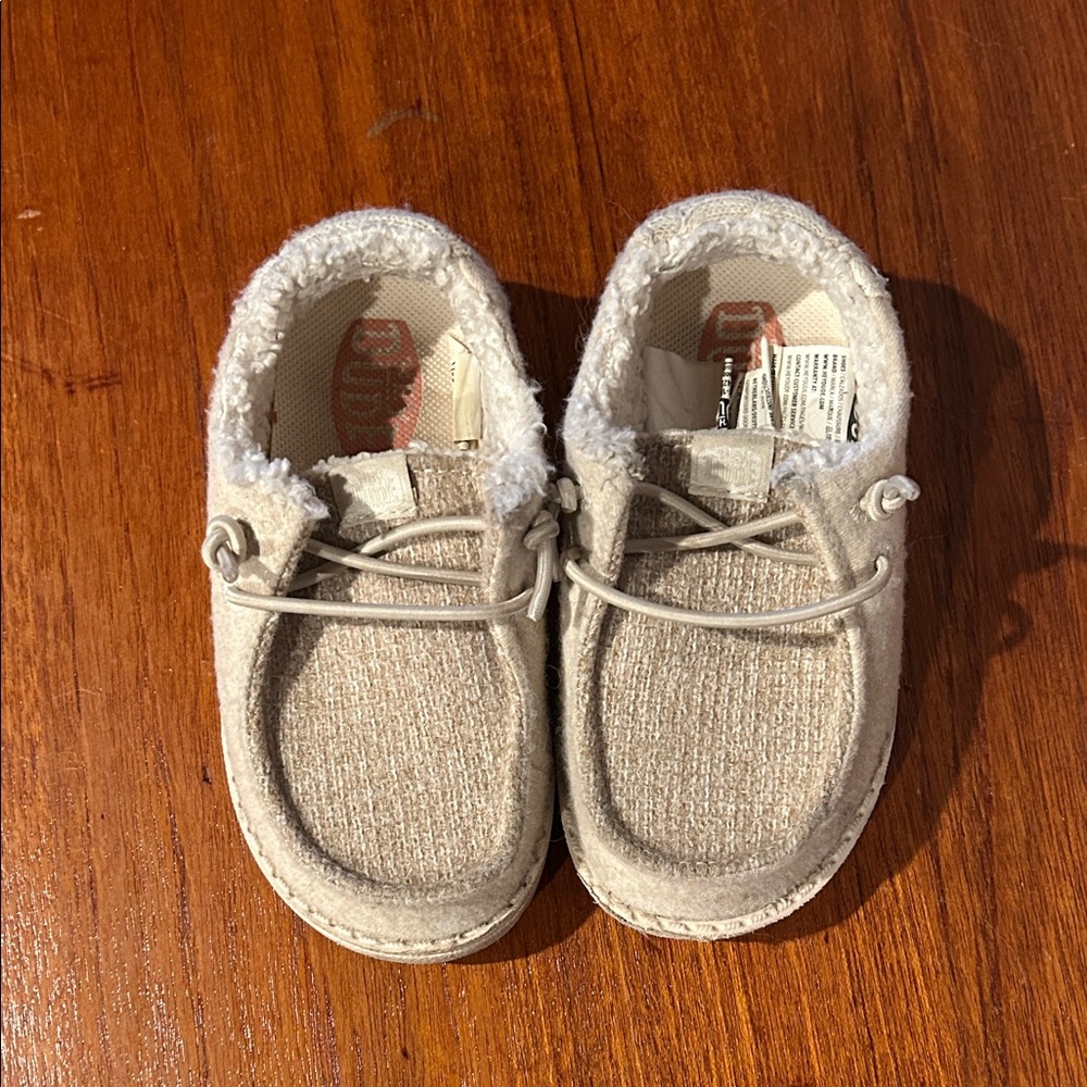 Hey Dude Toddler Shoes Size C8